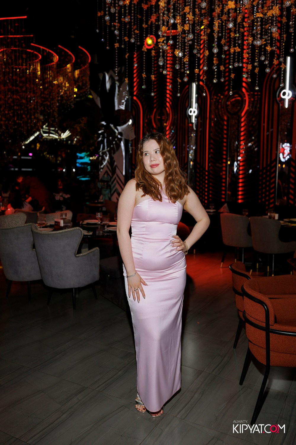 FRIENDS BAR & TERRACE. КИПЯТКОМ АЛМАТЫ! Фотосъемка мероприятий в Алматы