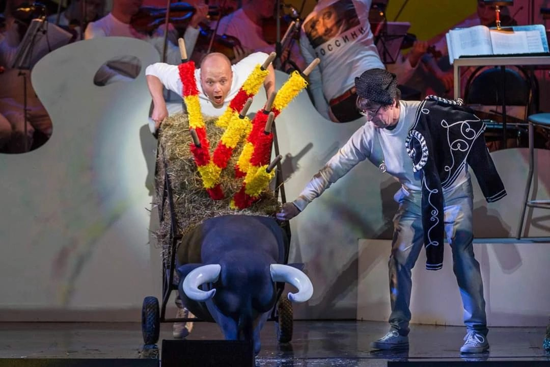 Театральный костюм. Пошив театральных и сценических костюмов в СПб