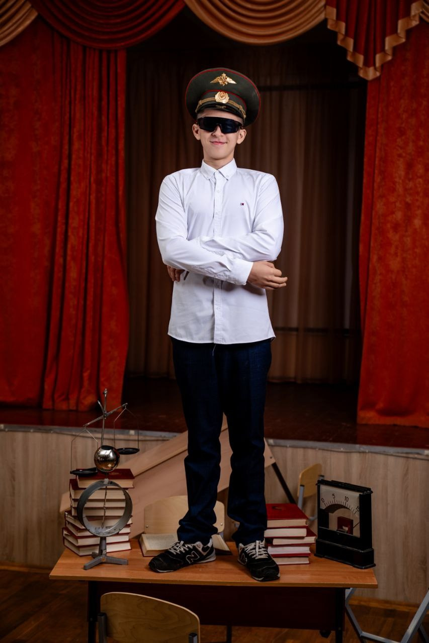 9 класс. Портретный фотограф в Москве Илья Корненков