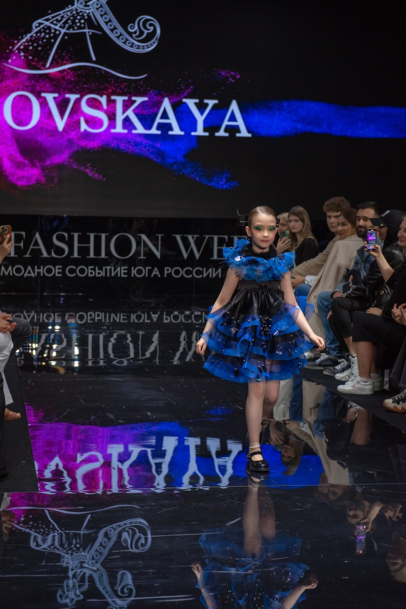 SochiFashionWeek2024 дизайнер Кибовская. Семейный и коммерческий фотограф в Сочи Александр Бодунов