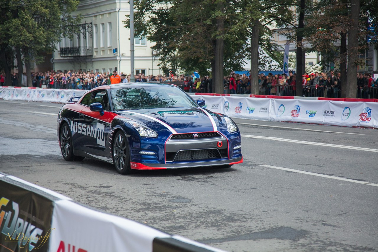 Nissan Nissmo Drive. Профессиональный фотограф Дугинов Николай | Екатеринбург