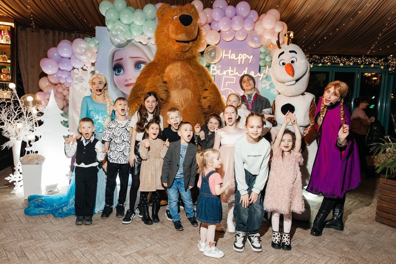 По мотивам сказки «Снежная королева». День рождения 5 лет был первым масштабным событием для Ярославы и ее родителей. Организация мероприятий ЮФО