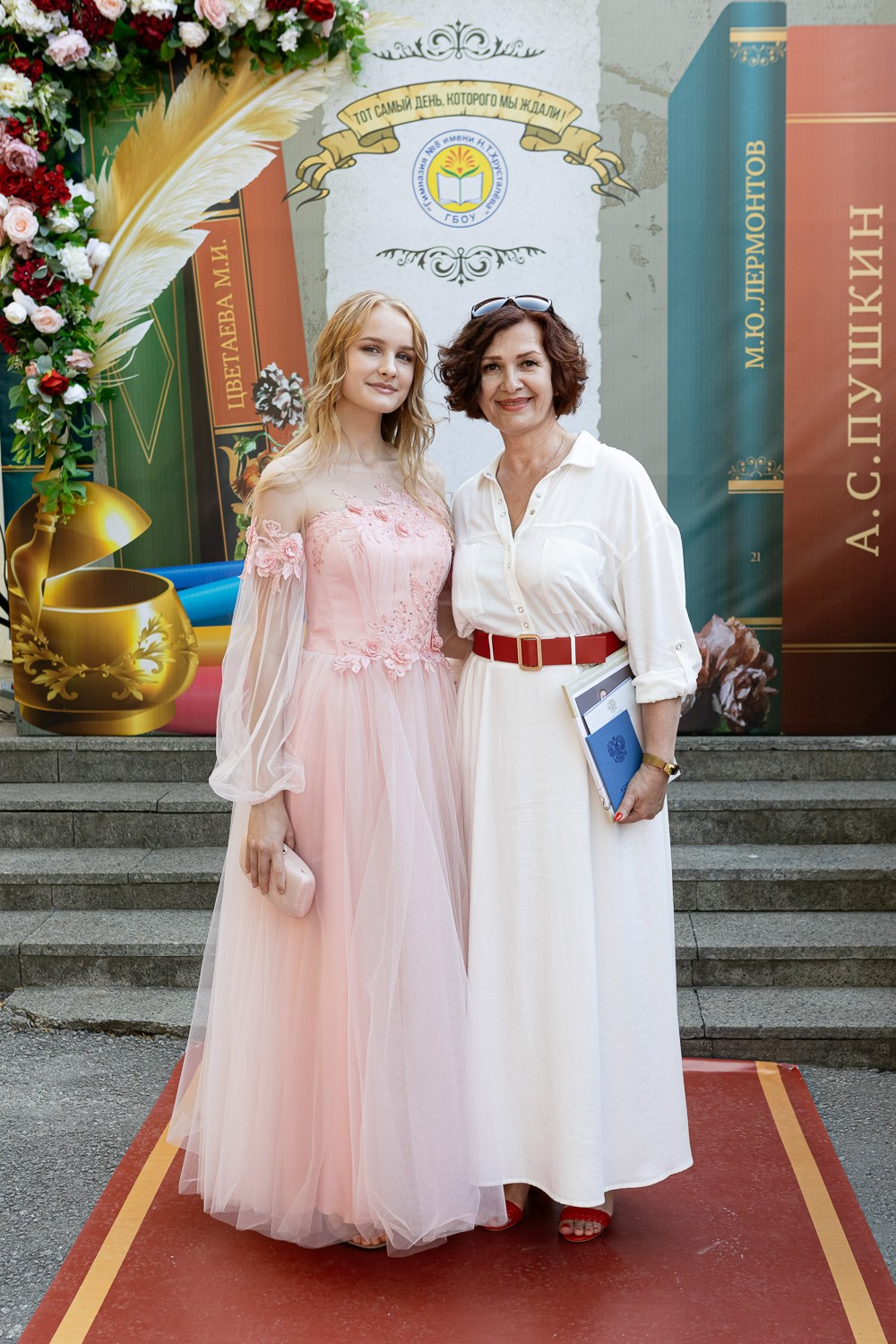 Фотосъёмка выпускного в школе. Свадебный фотограф, фотосъемка в Крыму, Севастополе, Симферополе, Ялте