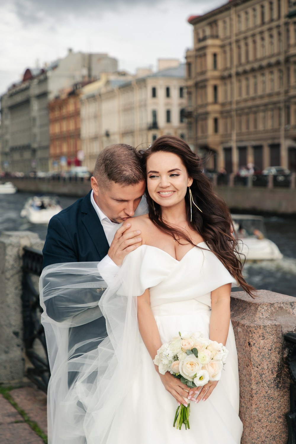 свадьба в спб заказать фотографа, где лучше провести свадьба в спб, свадебный банкетный зал какой выбрать, костюм на свадьбу жених, платье для невесты