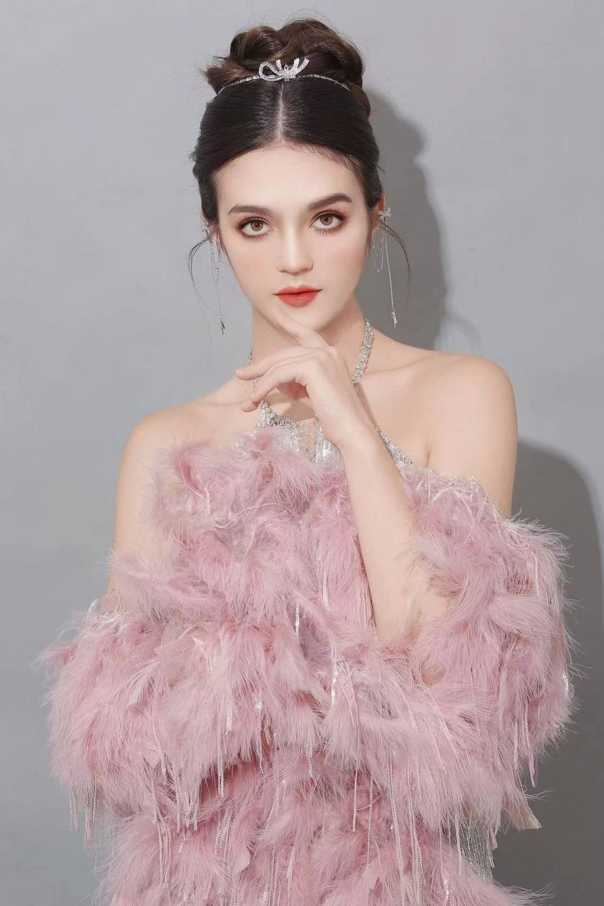 Аlina Ch. Modeling agency TM MODELS