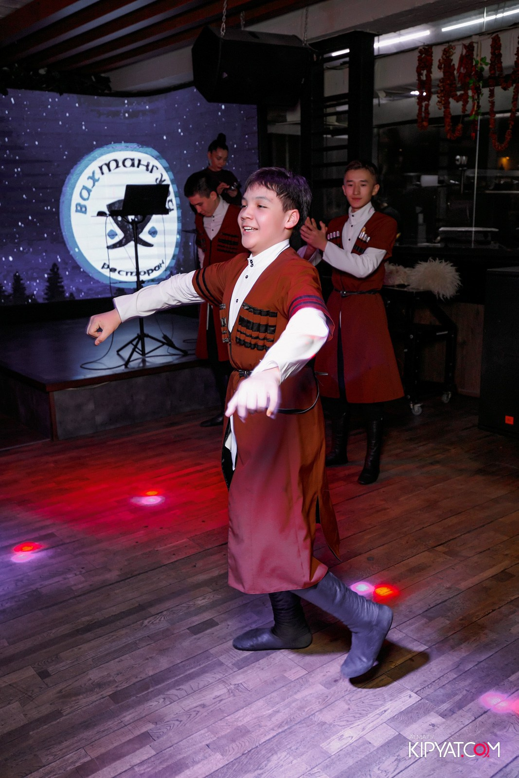 ВАХТАНГУРИ. КИПЯТКОМ АЛМАТЫ!