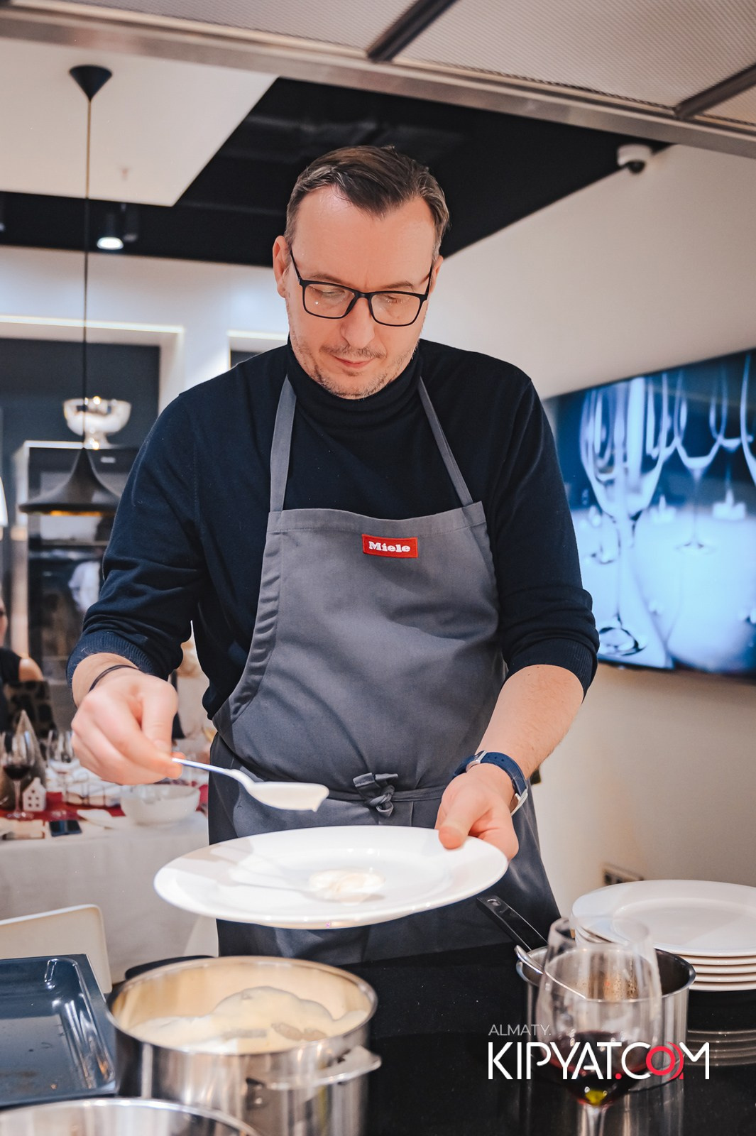 МАСТЕР-КЛАСС MIELE. КИПЯТКОМ АЛМАТЫ!