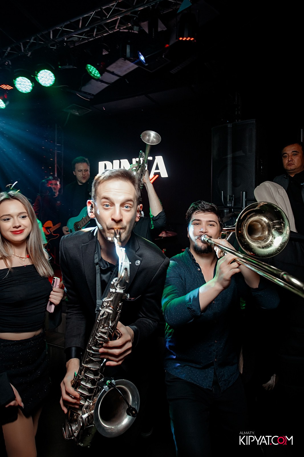 ПИНТА НА ДОСТЫК. КИПЯТКОМ АЛМАТЫ!