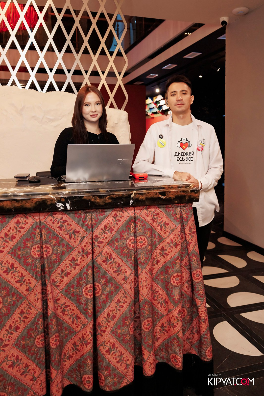 КАРАОКЕ JANYM SOUL НА МАРКОВА. КИПЯТКОМ АЛМАТЫ!