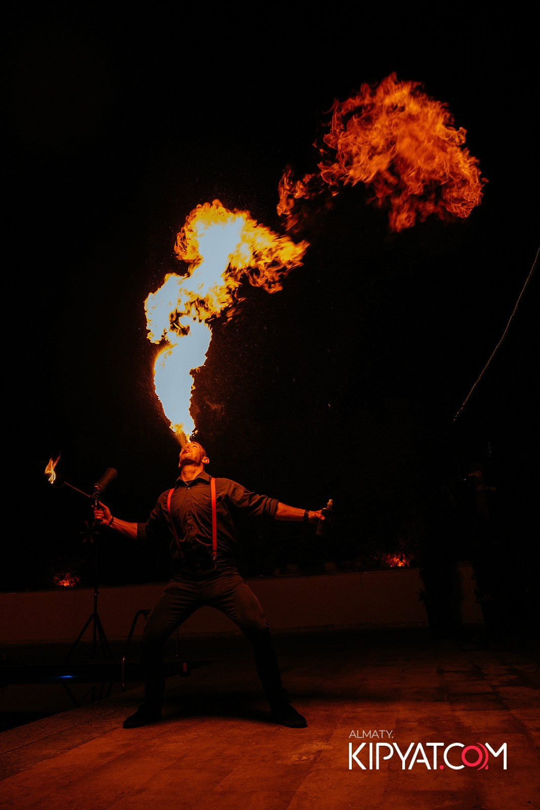 EDEN BAR & RESTAURANT. КИПЯТКОМ АЛМАТЫ!