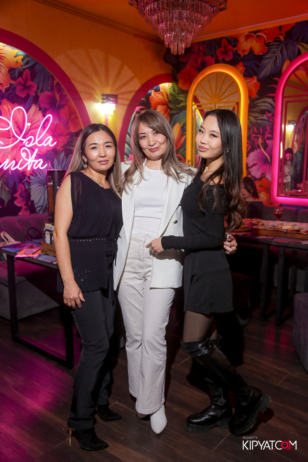 УХО И МЕДВЕДЬ НА САИНА. КИПЯТКОМ АЛМАТЫ!