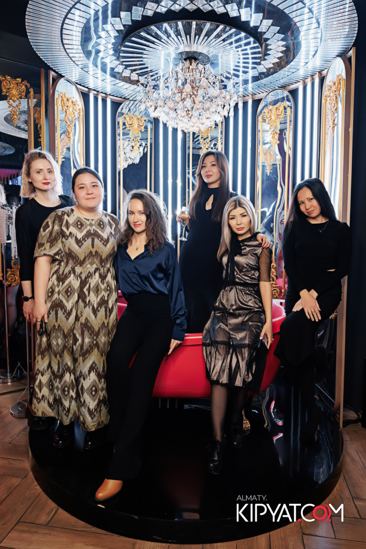 ЗАЯ, НА БИС. КИПЯТКОМ АЛМАТЫ!