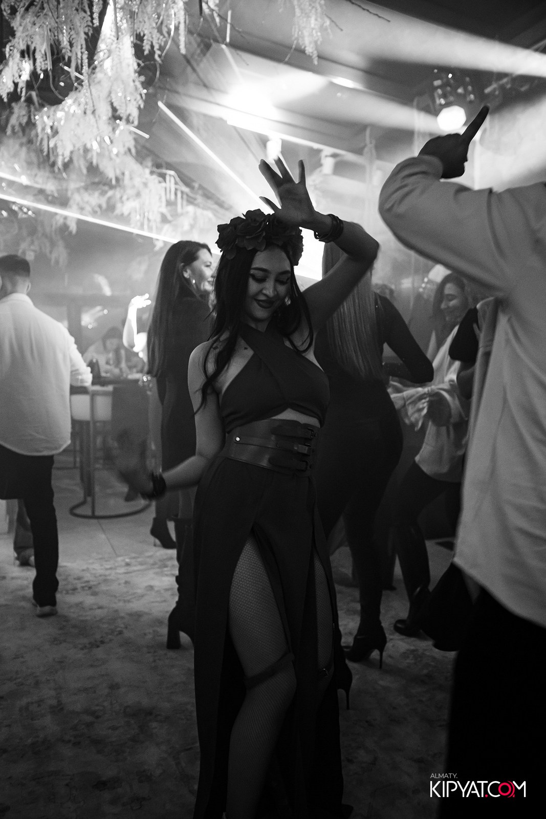 EDEN BAR & RESTAURANT. КИПЯТКОМ АЛМАТЫ!