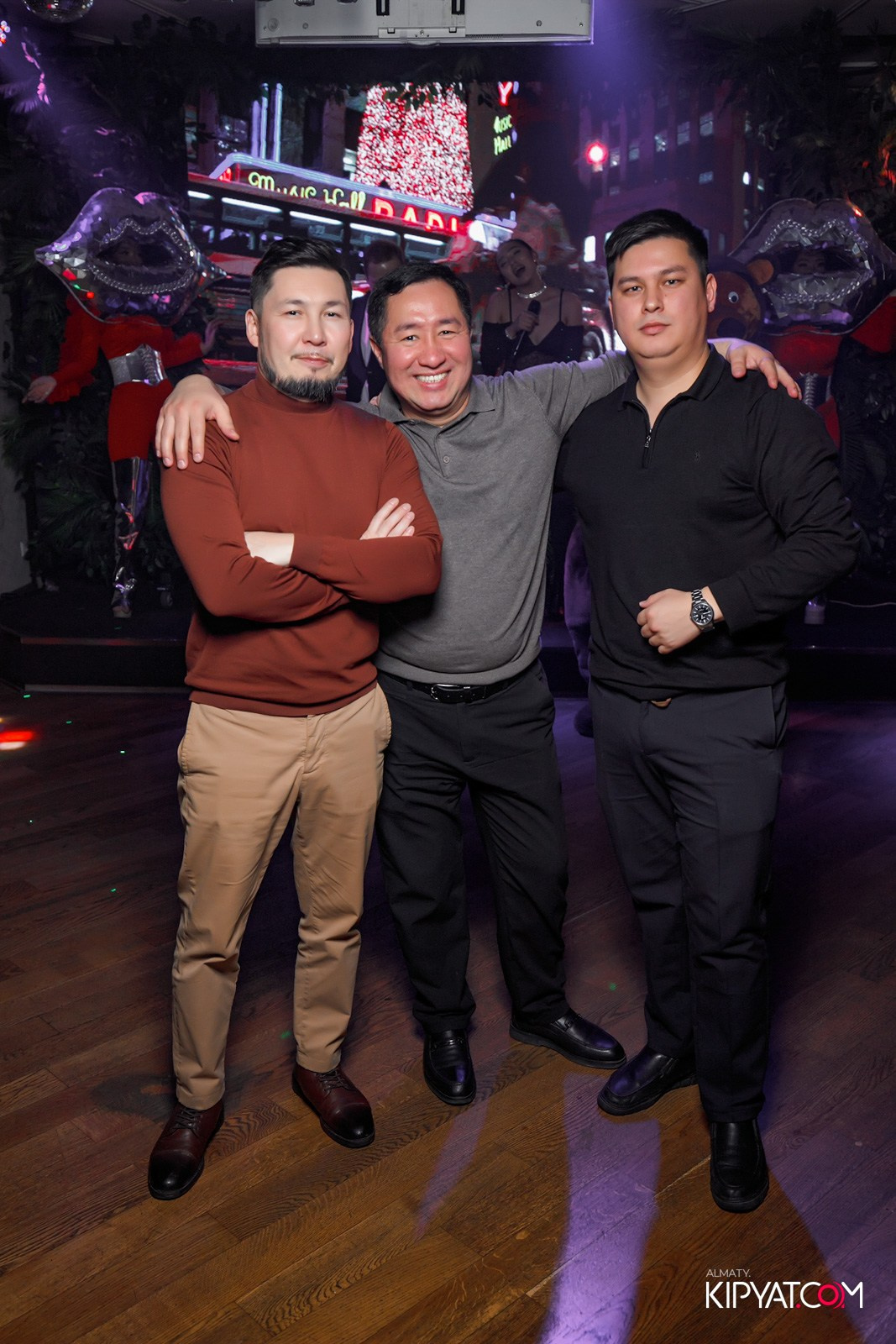 УХО И МЕДВЕДЬ НА КУРМАНГАЗЫ. КИПЯТКОМ АЛМАТЫ!