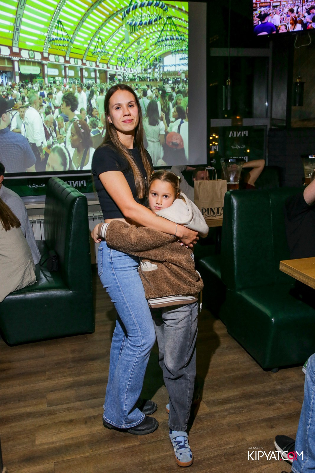 OKTOBERFEST — ПИНТА НА АЛТЫНСАРИНА. КИПЯТКОМ АЛМАТЫ!