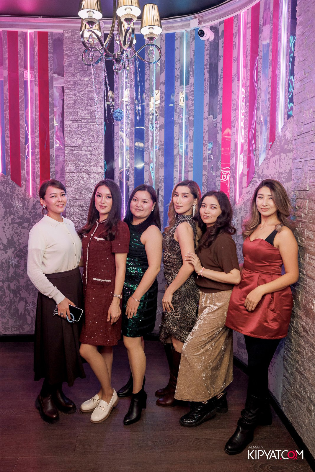 УХО И МЕДВЕДЬ НА ГАГАРИНА. КИПЯТКОМ АЛМАТЫ! Фотосъемка мероприятий в Алматы