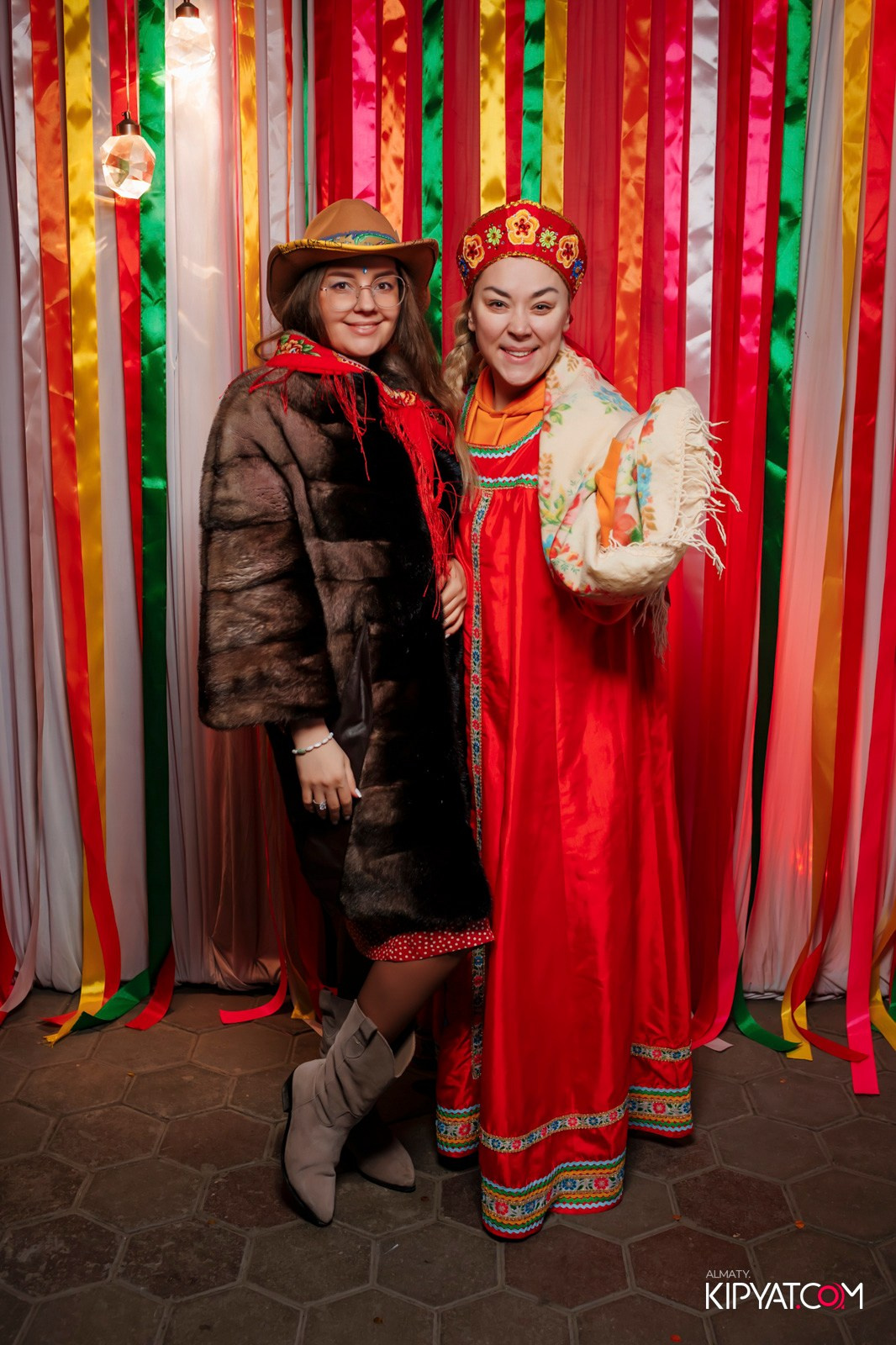 МАСЛЕНИЦА В THE WALL STREET KARAOKE. КИПЯТКОМ АЛМАТЫ! Фотосъемка мероприятий в Алматы