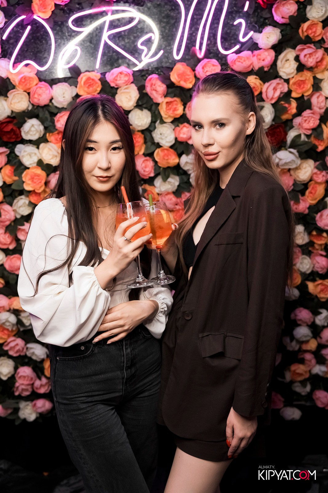 КАРАОКЕ DO RE MI. КИПЯТКОМ АЛМАТЫ!