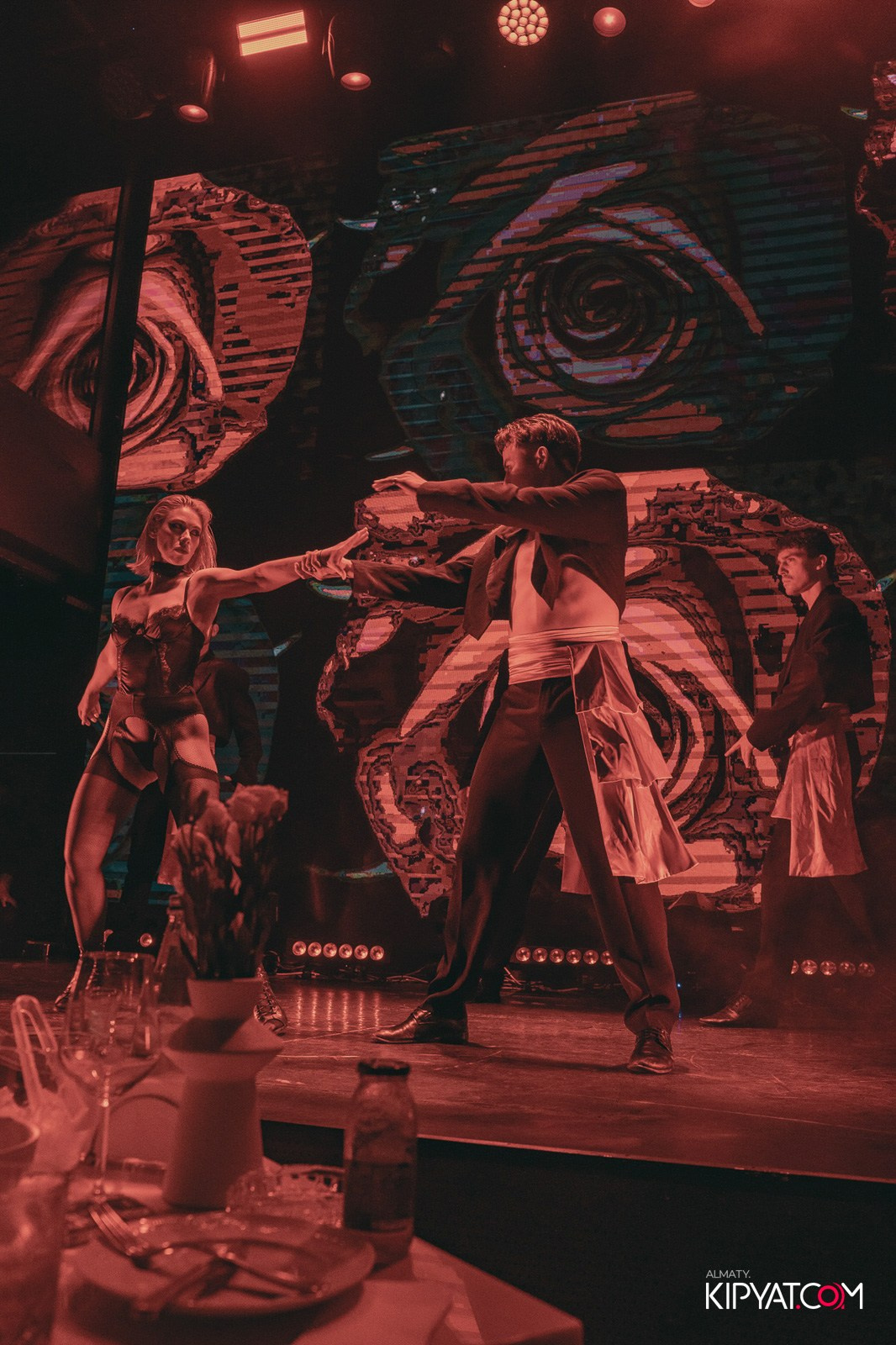 QUEEN. КИПЯТКОМ АЛМАТЫ!