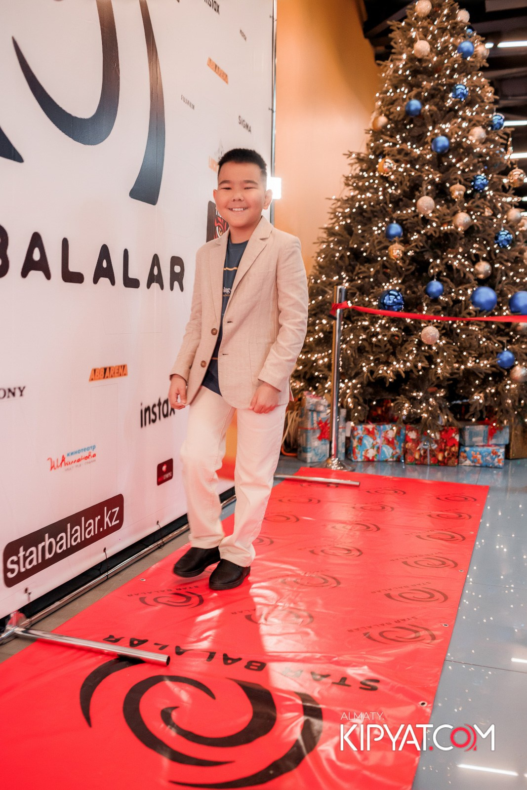 ПРЕЗЕНТАЦИЯ 9 ГРУППЫ КИНОПРОЕКТА «STARBALALAR». КИПЯТКОМ АЛМАТЫ!