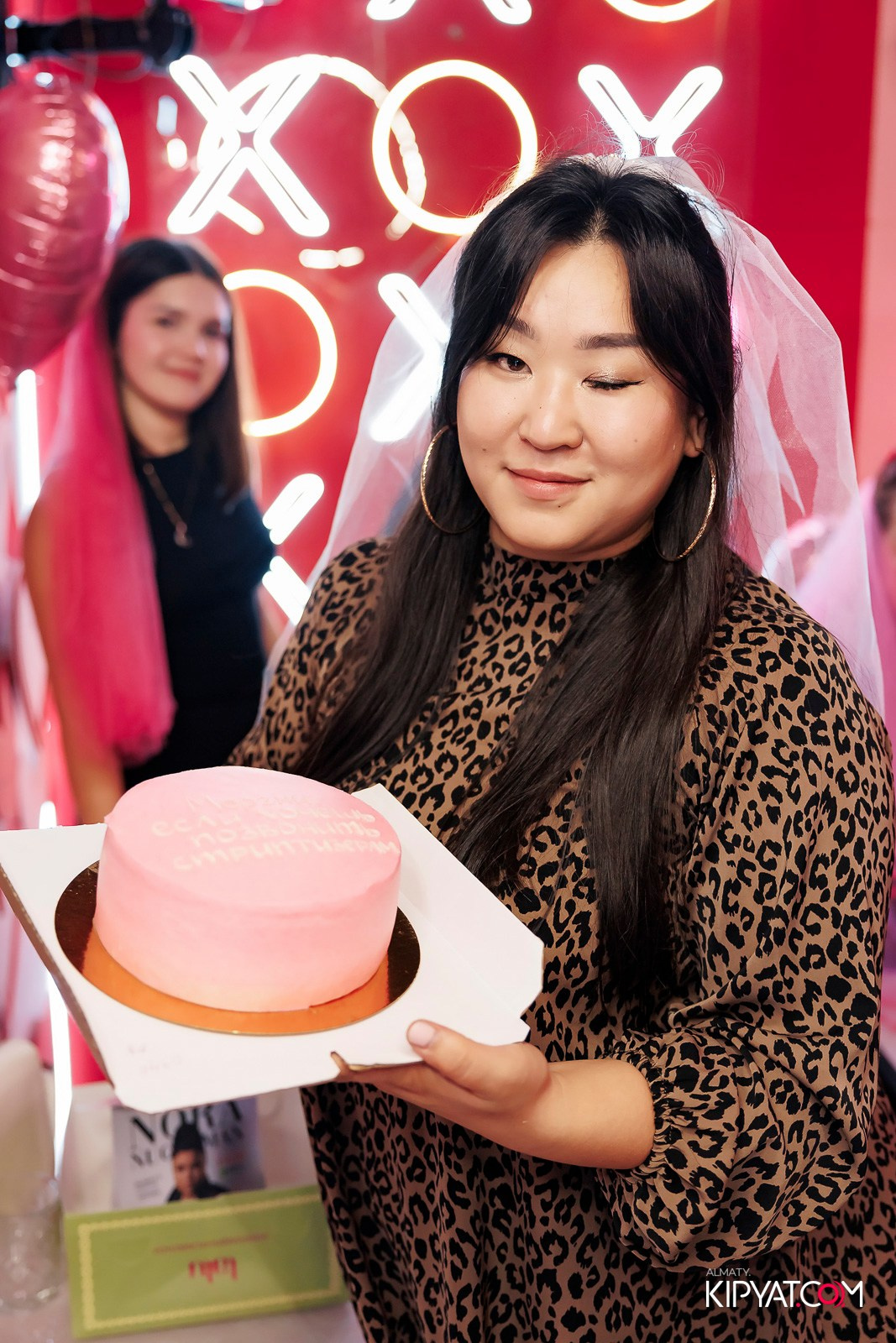 ЗАЯ, НА БИС. КИПЯТКОМ АЛМАТЫ!