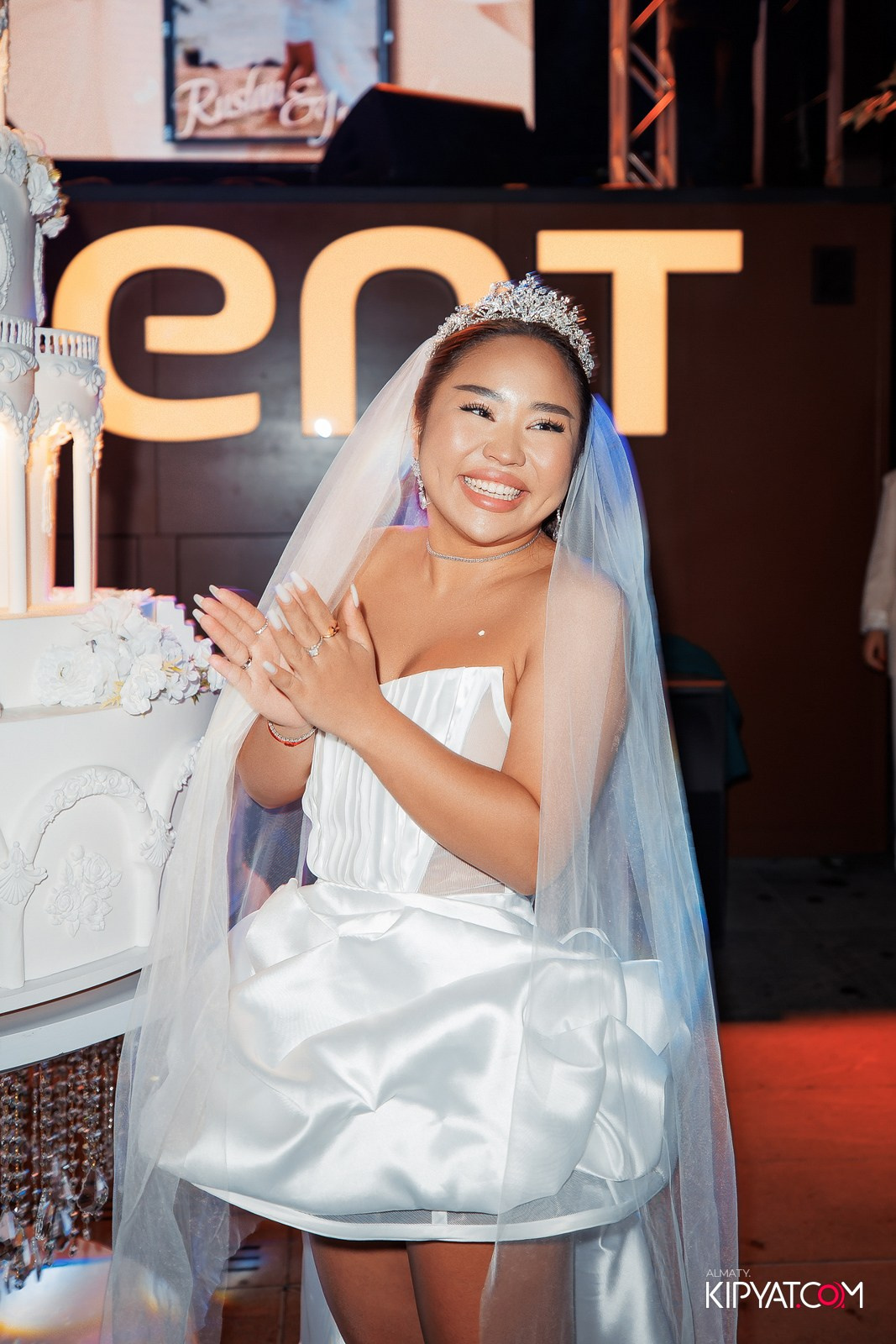 EVENT BAR. КИПЯТКОМ АЛМАТЫ!