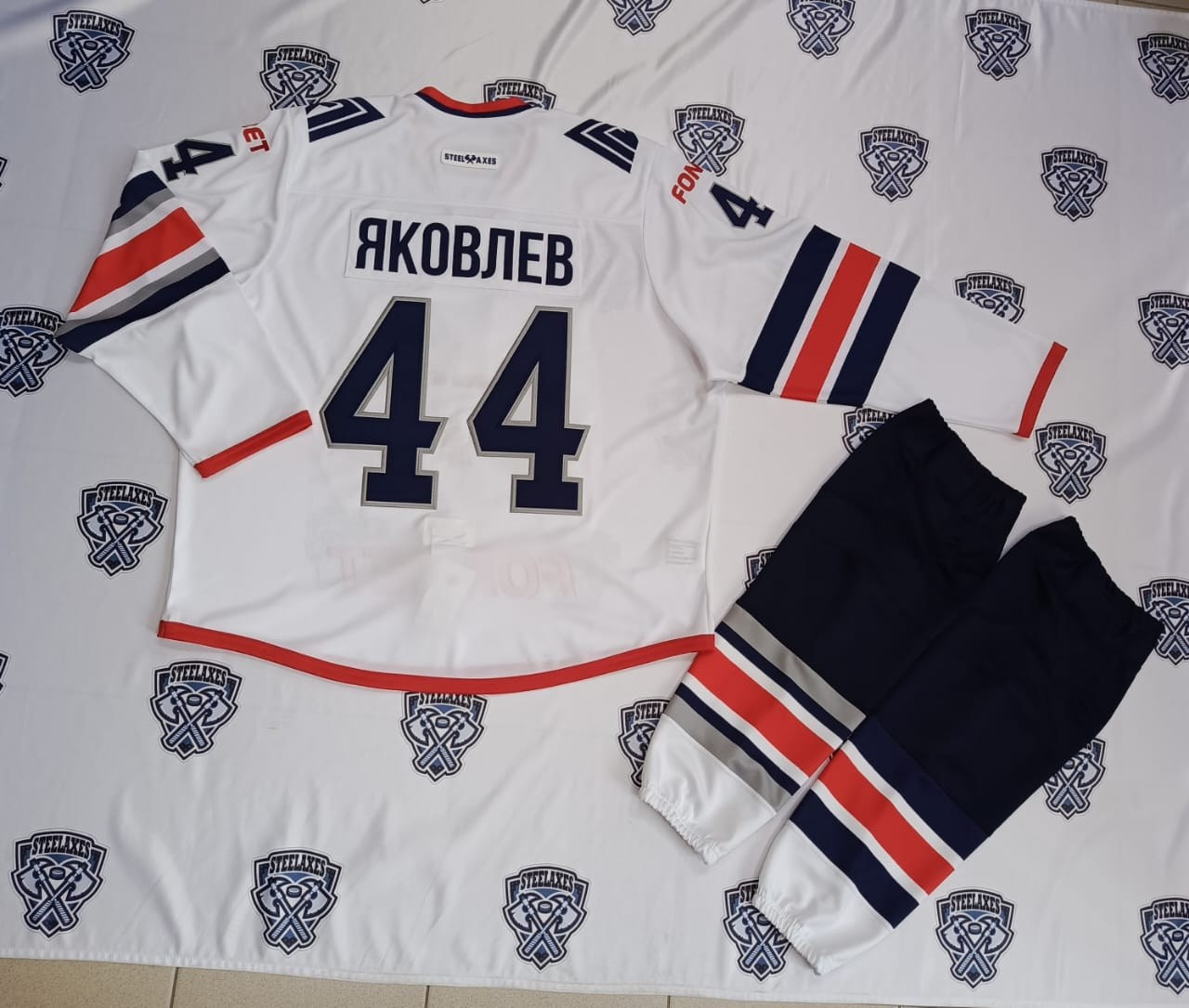 Партнеры, заказчики, клубы КХЛ, хоккей, форма,  Салават Юлаев, Автомобилист, Металлург, Трактор, Ак Барс, Нефтехимик, Партнеры, заказчики, клубы КХЛ, хоккей, форма, Салават Юлаев, Автомобилист, Металлург, Трактор, Ак Барс, Нефтехимик, ВХЛ, КХЛ, STEEL AXES, Магнитогорск, экипировка, спорт, твори добро, ДЦП, благотворительность Кубок Гагарина, Кубок Гимаева, ВХЛ, КХЛ, STEEL AXES, Магнитогорск, экипировка, спорт, матч Кошечкина Василия