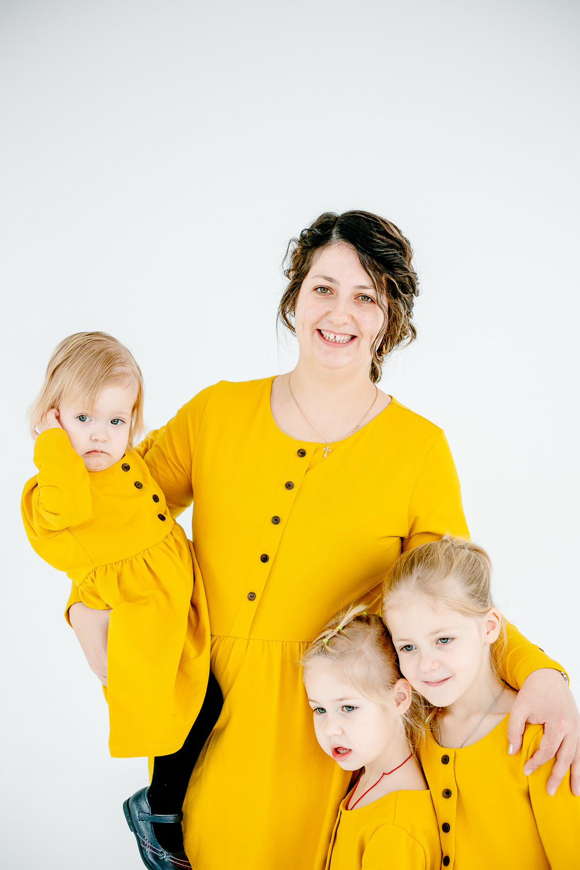 Семейная фотосессия в студии