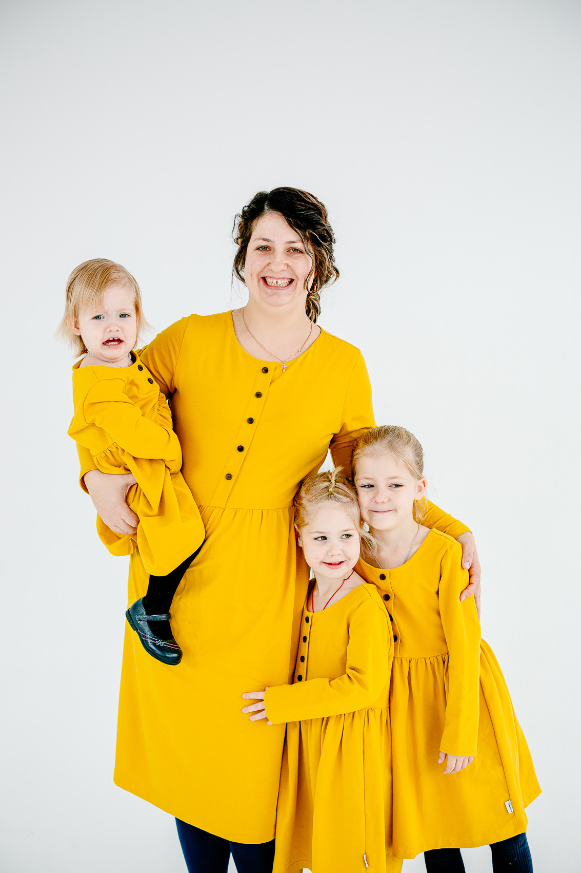 Семейная фотосессия в студии