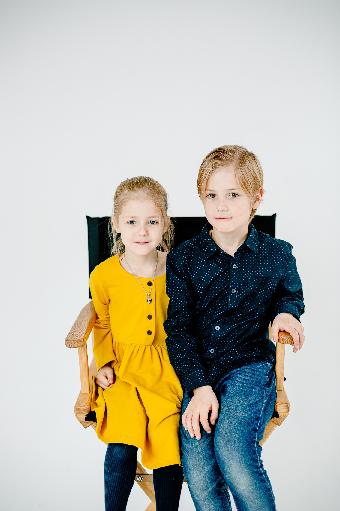 Семейная фотосессия в студии