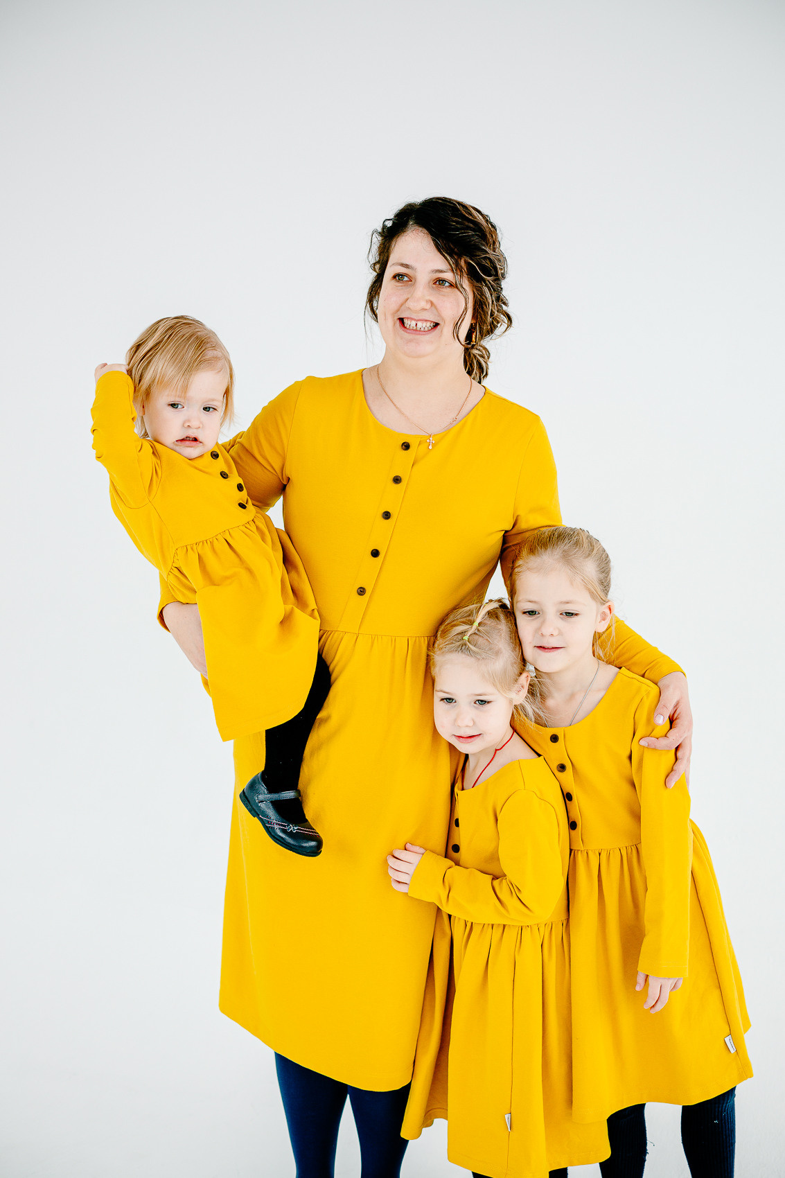 Семейная фотосессия в студии