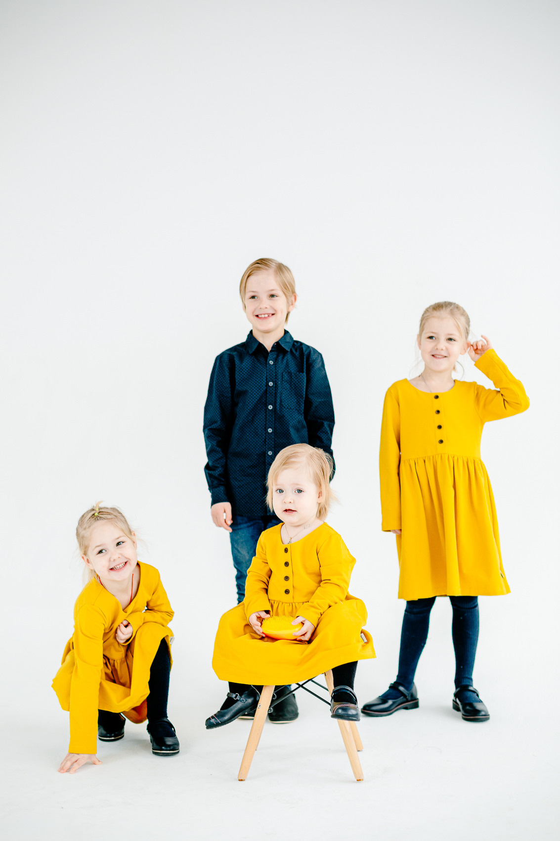 Семейная фотосессия в студии