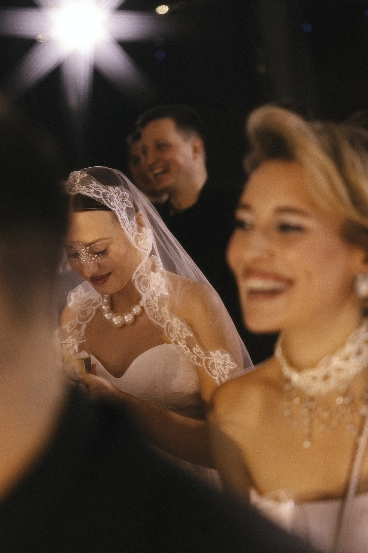 Фотограф на свадебную вечеринку Москва. VERSLIBRE | Свадебный и репортажный фотограф в Санкт-Петербурге, Москве, и Поволжье