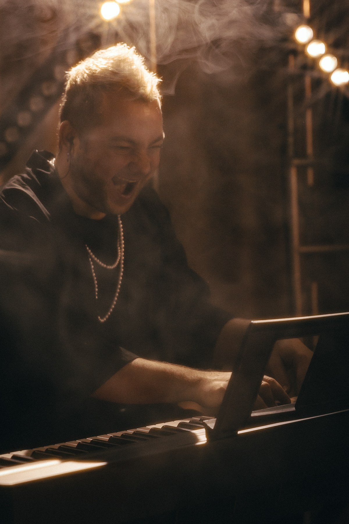 Фотограф на свадебную вечеринку Москва. VERSLIBRE | Свадебный и репортажный фотограф в Санкт-Петербурге, Москве, и Поволжье