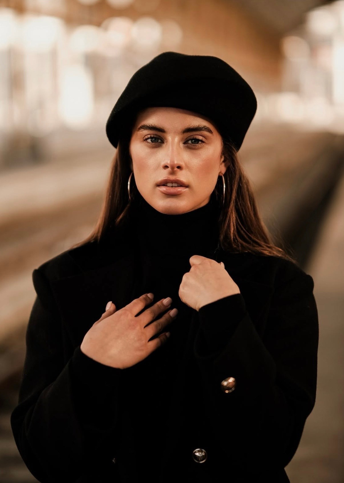 Cinematic fashion, editorial, portrait and lifestyle photographer in Paris, Barcelona and across Europe. Professional photoshoots for individuals, couples, travelers, influencers, models and brands. Destination photographer available in France, Spain, Italy and throughout Europe.