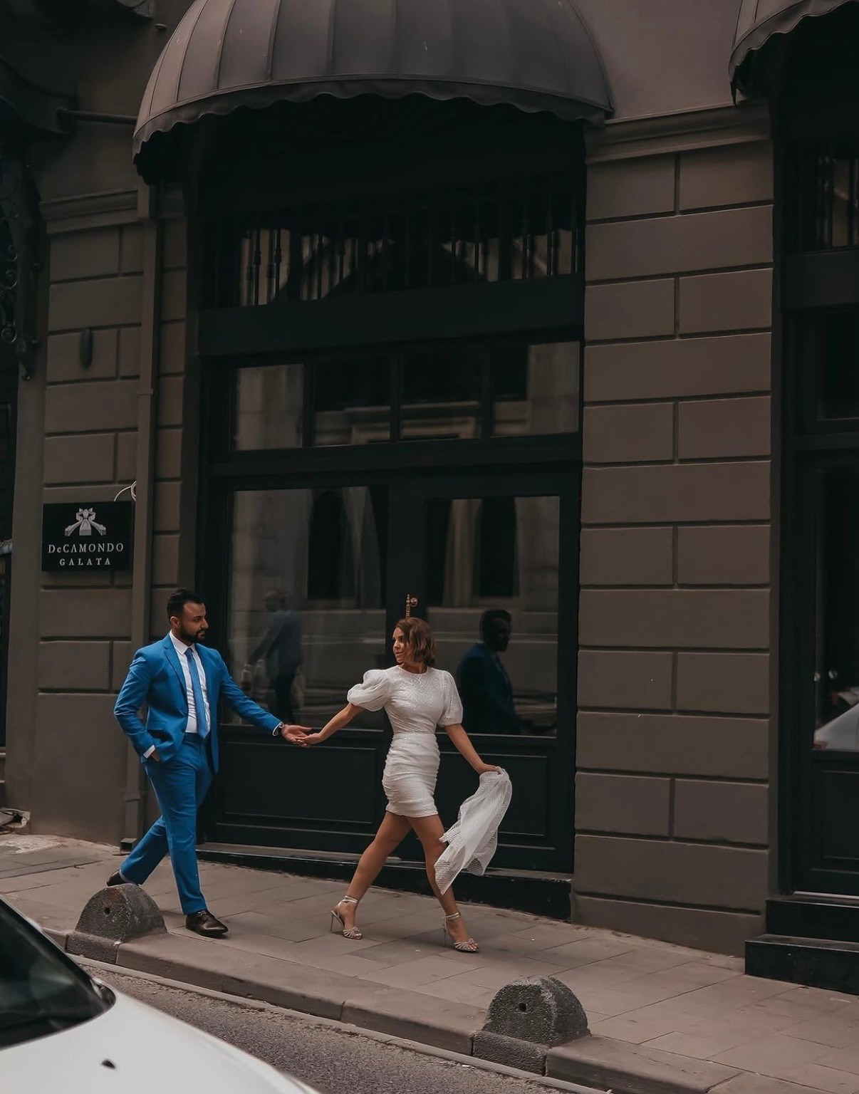 Cinematic fashion, editorial, portrait and lifestyle photographer in Paris, Barcelona and across Europe. Professional photoshoots for individuals, couples, travelers, influencers, models and brands. Destination photographer available in France, Spain, Italy and throughout Europe.