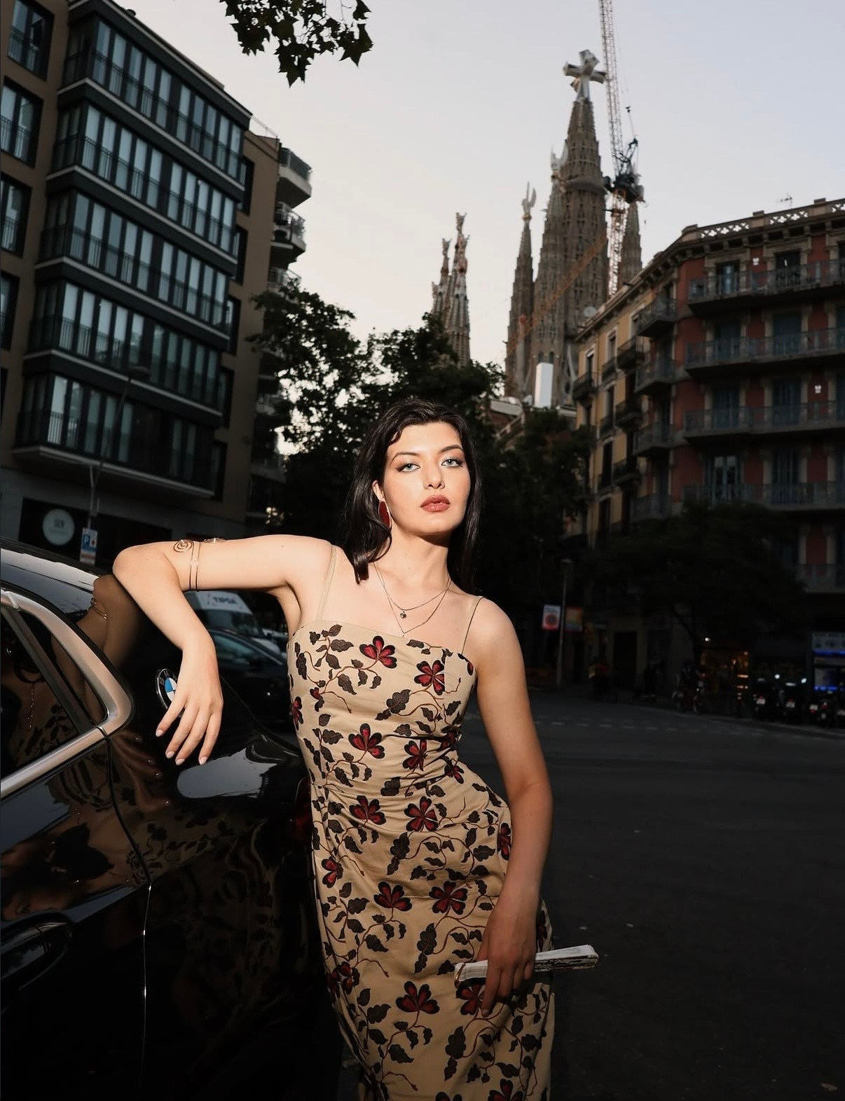 Cinematic fashion, editorial, portrait and lifestyle photographer in Paris, Barcelona and across Europe. Professional photoshoots for individuals, couples, travelers, influencers, models and brands. Destination photographer available in France, Spain, Italy and throughout Europe.