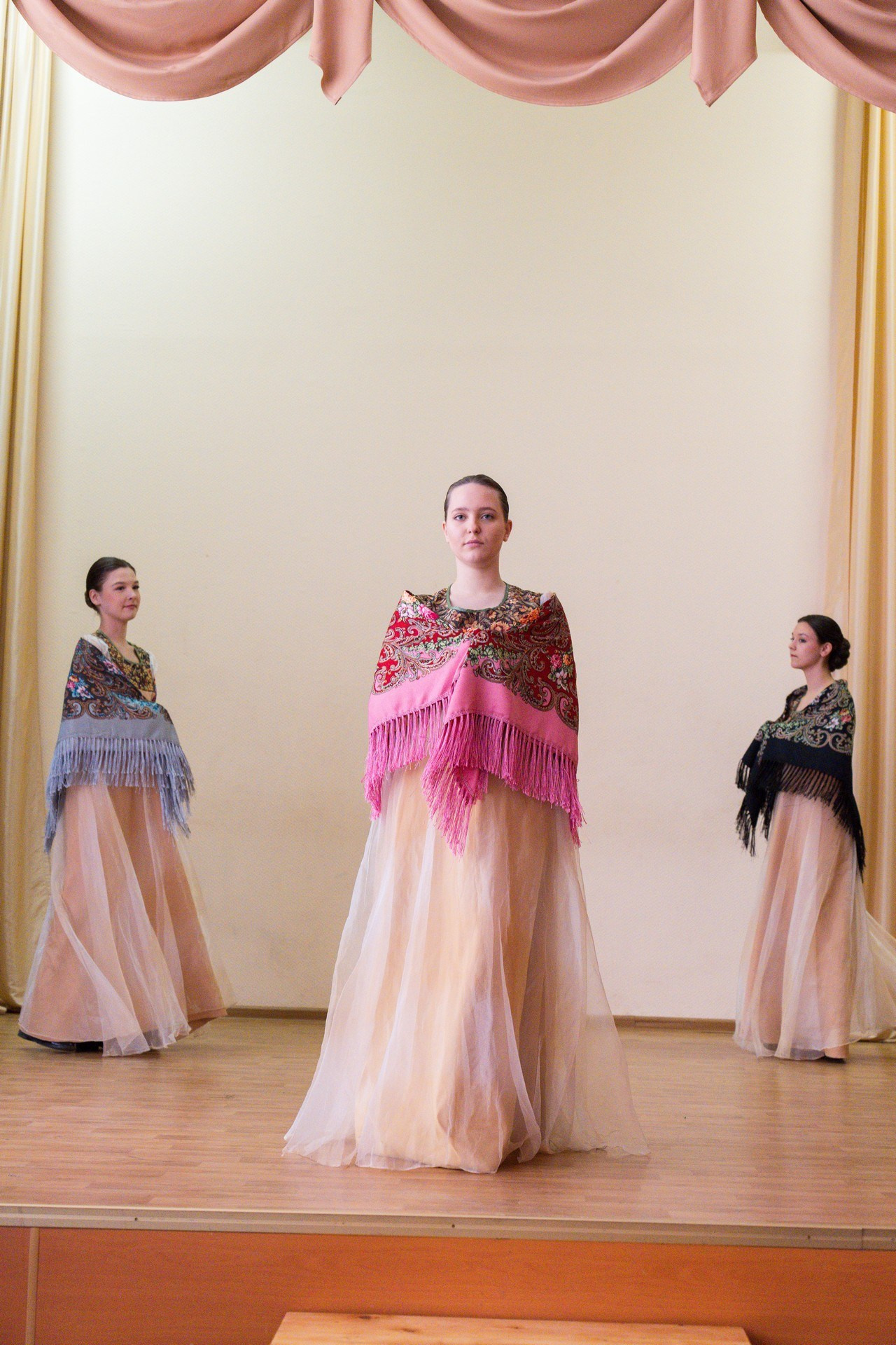 Царскосельский кутюрье. Репортажная съёмка в Санкт-Петербурге, Константин Петров