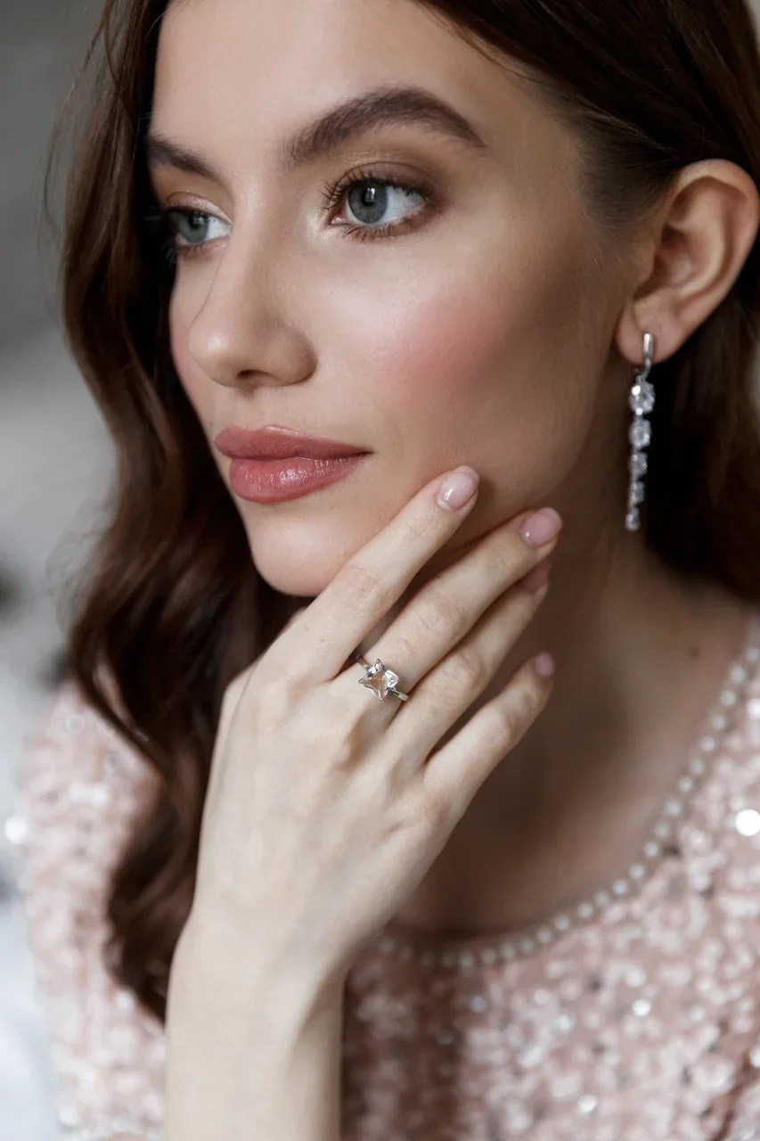 Диана, 40-42, рост 172. KED Production — продакшн из СПб. Создаём фото, видео и контент, который помогает брендам и селлерам продавать больше