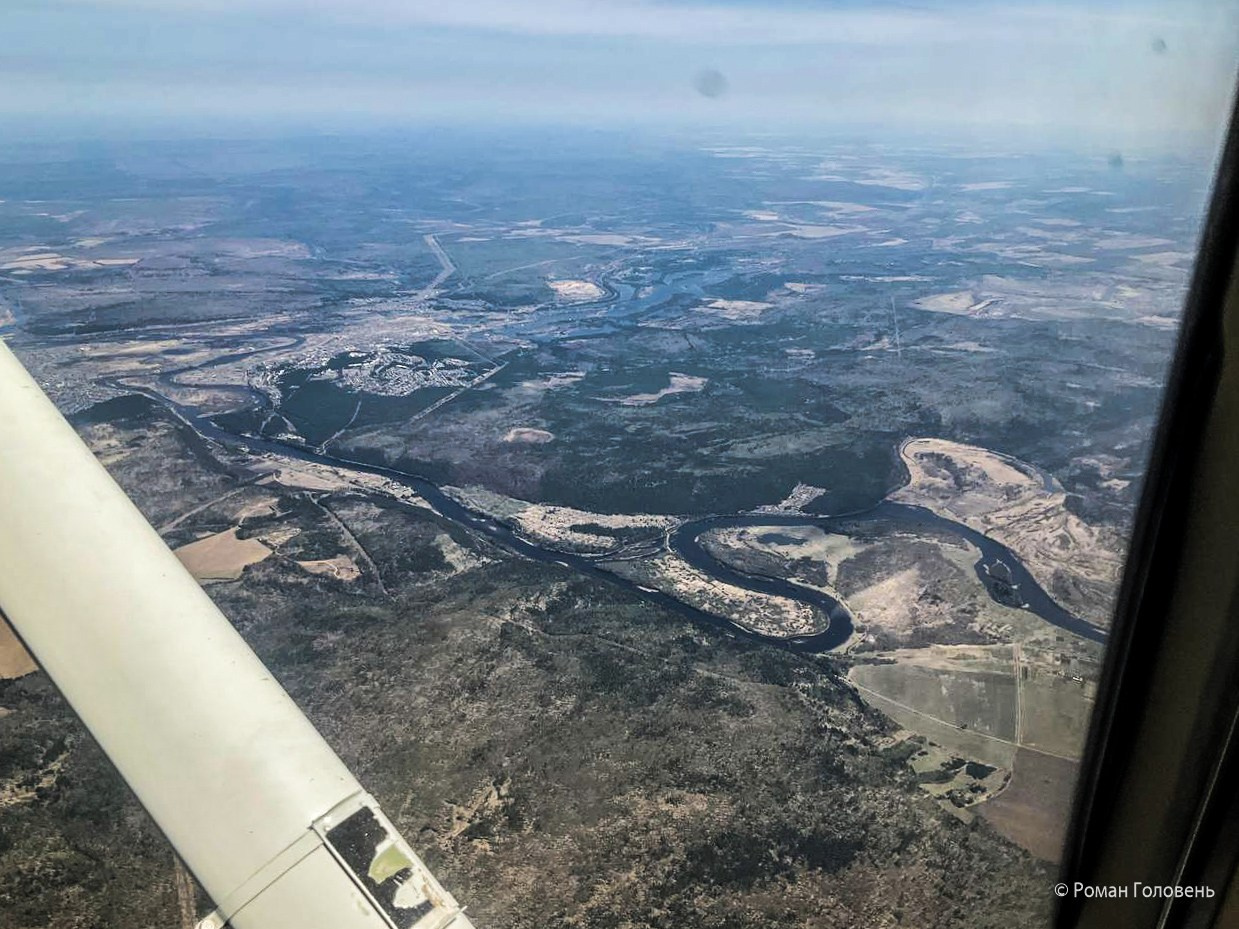 Перегон Cessna-206 из Москвы в Нерюнгри (2023г). Фотоальбом показывающий увлекательный мир авиации и мир медведей Андрея Иванова