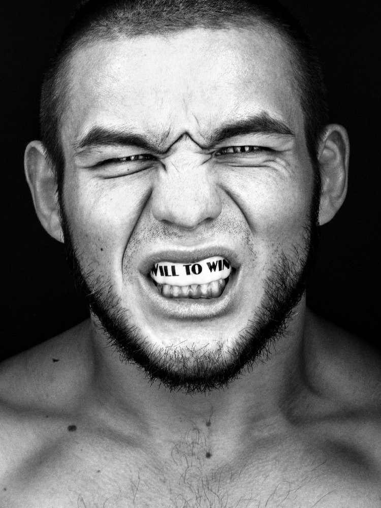 Рекламный фотограф в Москве, рекламная съемка и ретушь, студийная съемка для актерского портфолио, портретный фотограф Москва 