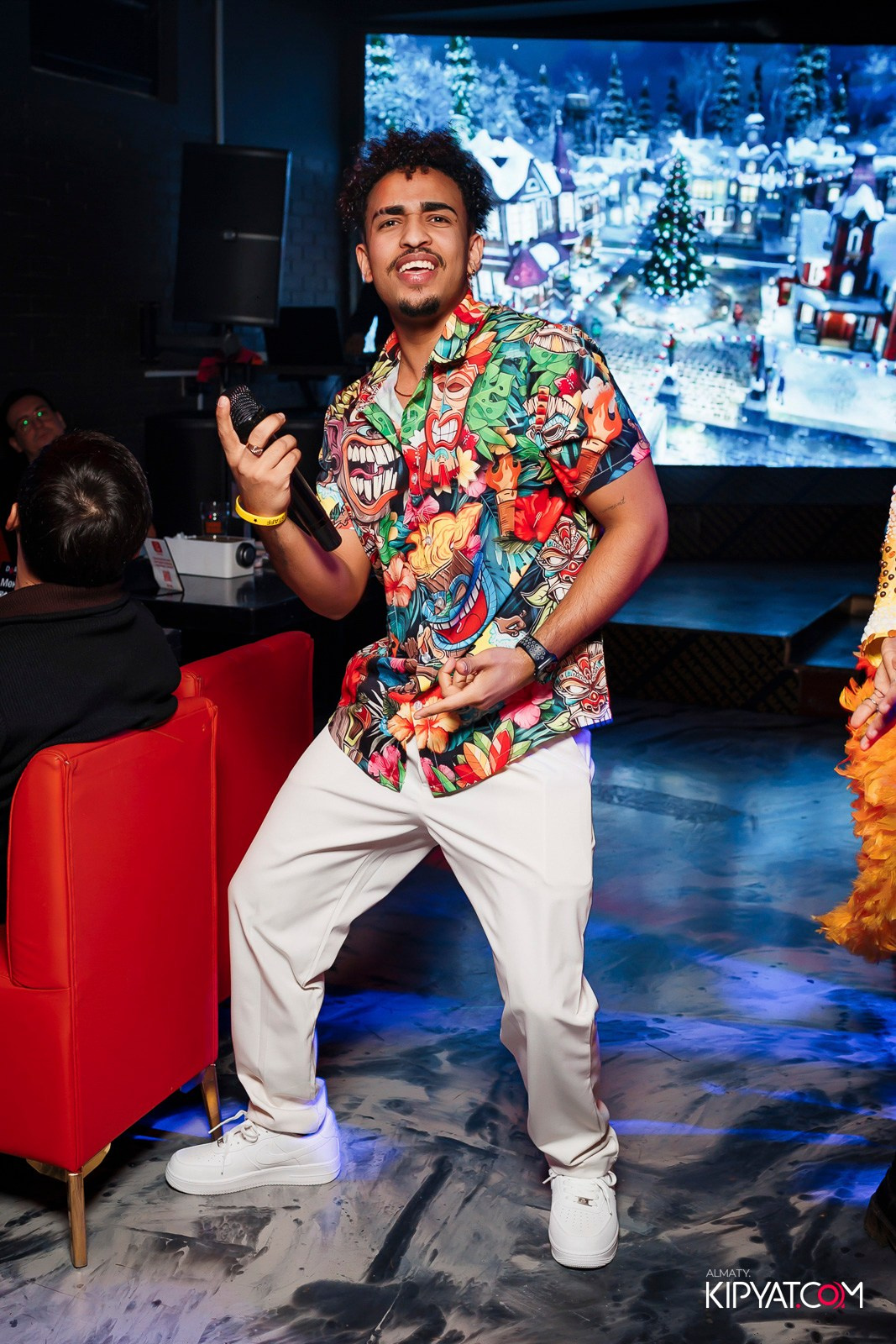 КАРАОКЕ DOREMI. КИПЯТКОМ АЛМАТЫ! Фотосъемка мероприятий в Алматы