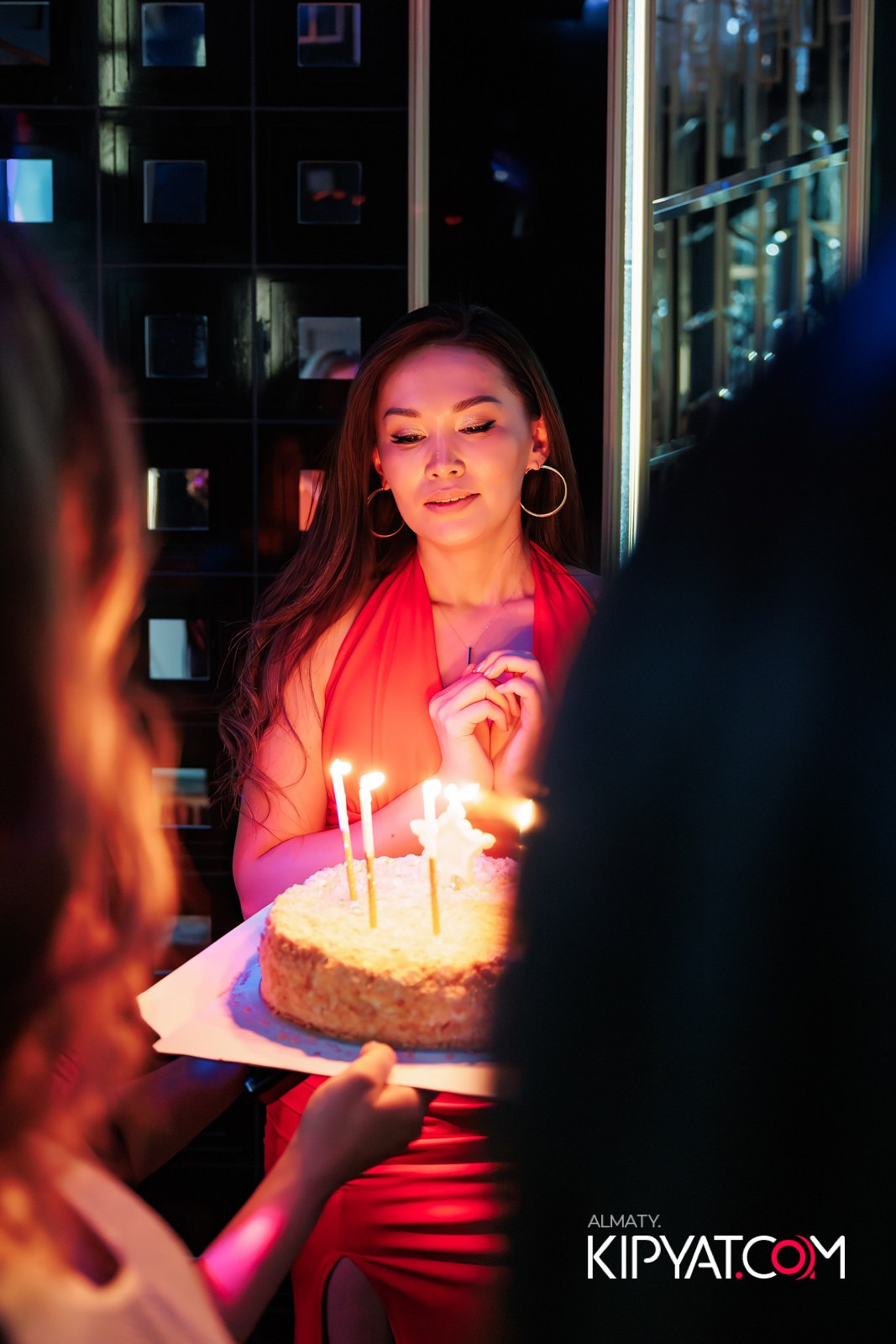 ЗАЯ, НА БИС. КИПЯТКОМ АЛМАТЫ!