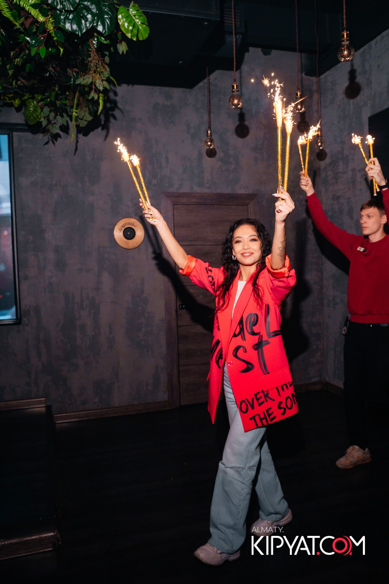 ДОРОГАЯ, Я НЕ ПИЛ. КИПЯТКОМ АЛМАТЫ!