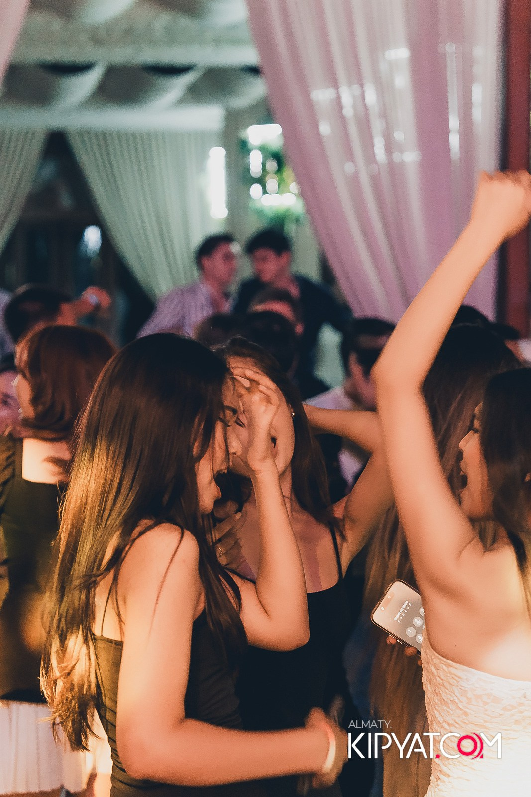 EVENT BAR. КИПЯТКОМ АЛМАТЫ!