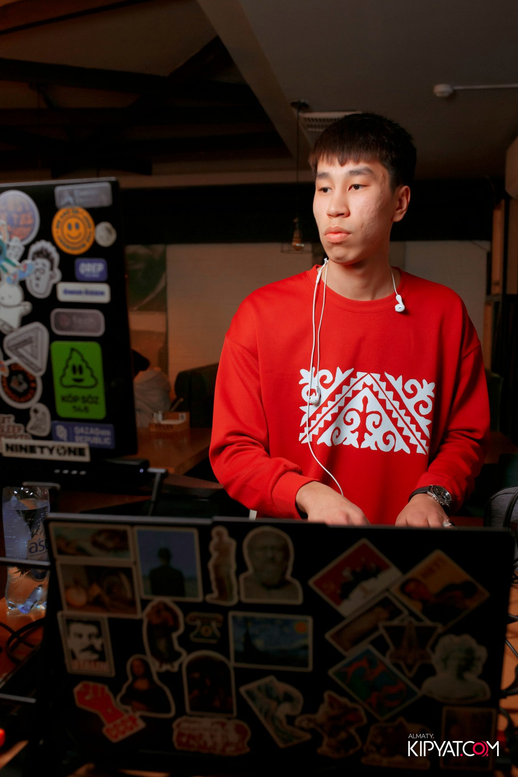 ПИНТА НА НАЗАРБАЕВА. КИПЯТКОМ АЛМАТЫ! Фотосъемка мероприятий в Алматы