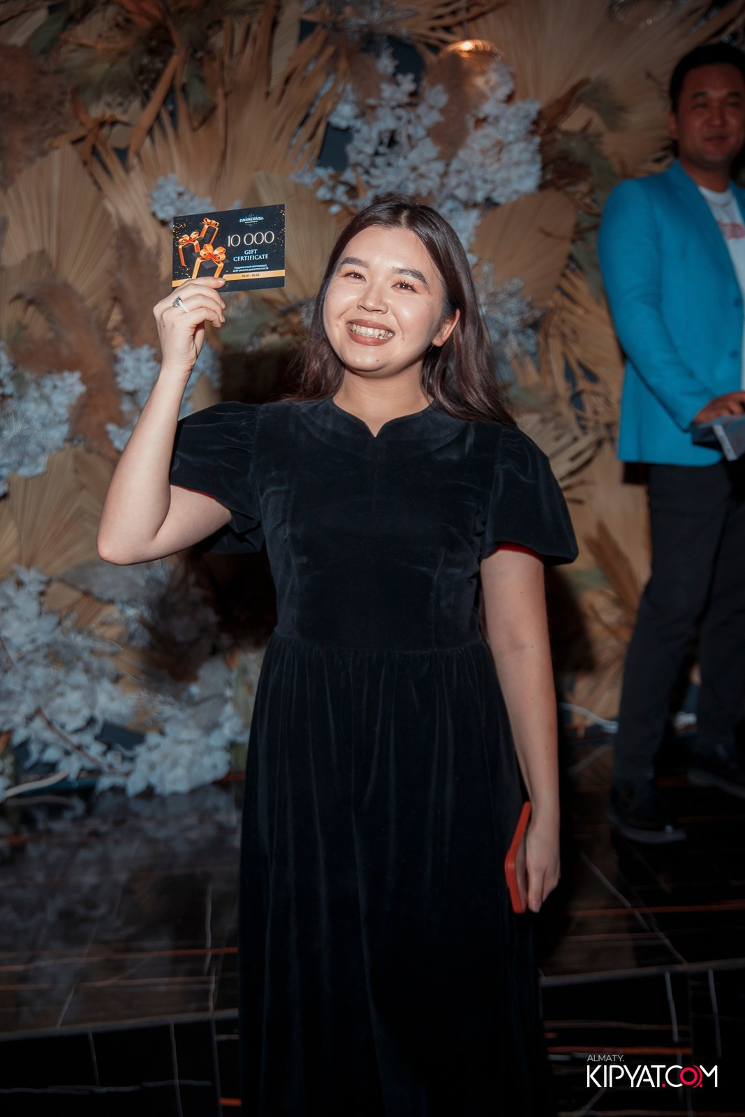 БАР ПАНАЕХАЛИ НА ДОСТЫК. КИПЯТКОМ АЛМАТЫ! Фотосъемка мероприятий в Алматы