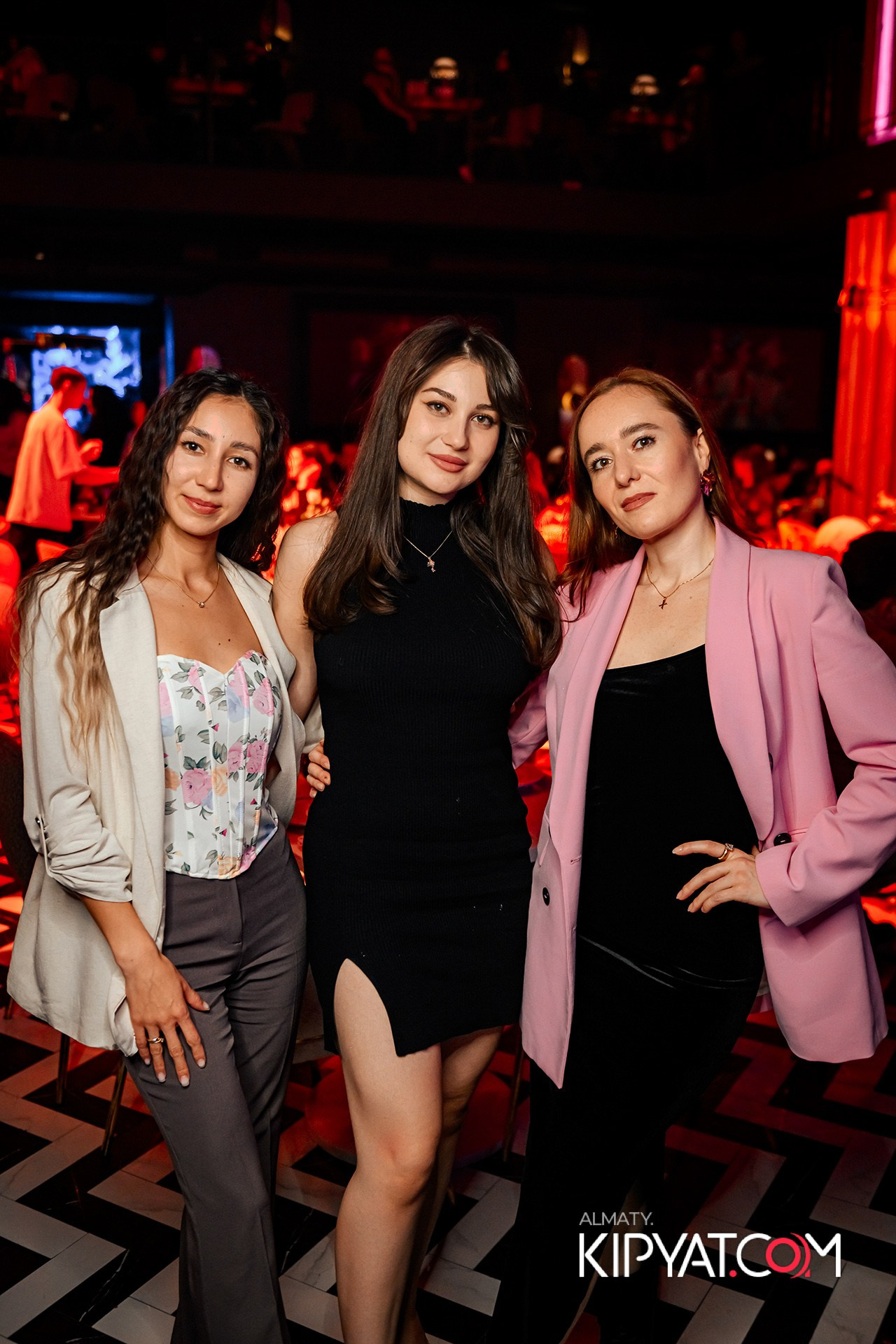 QUEEN. КИПЯТКОМ АЛМАТЫ!