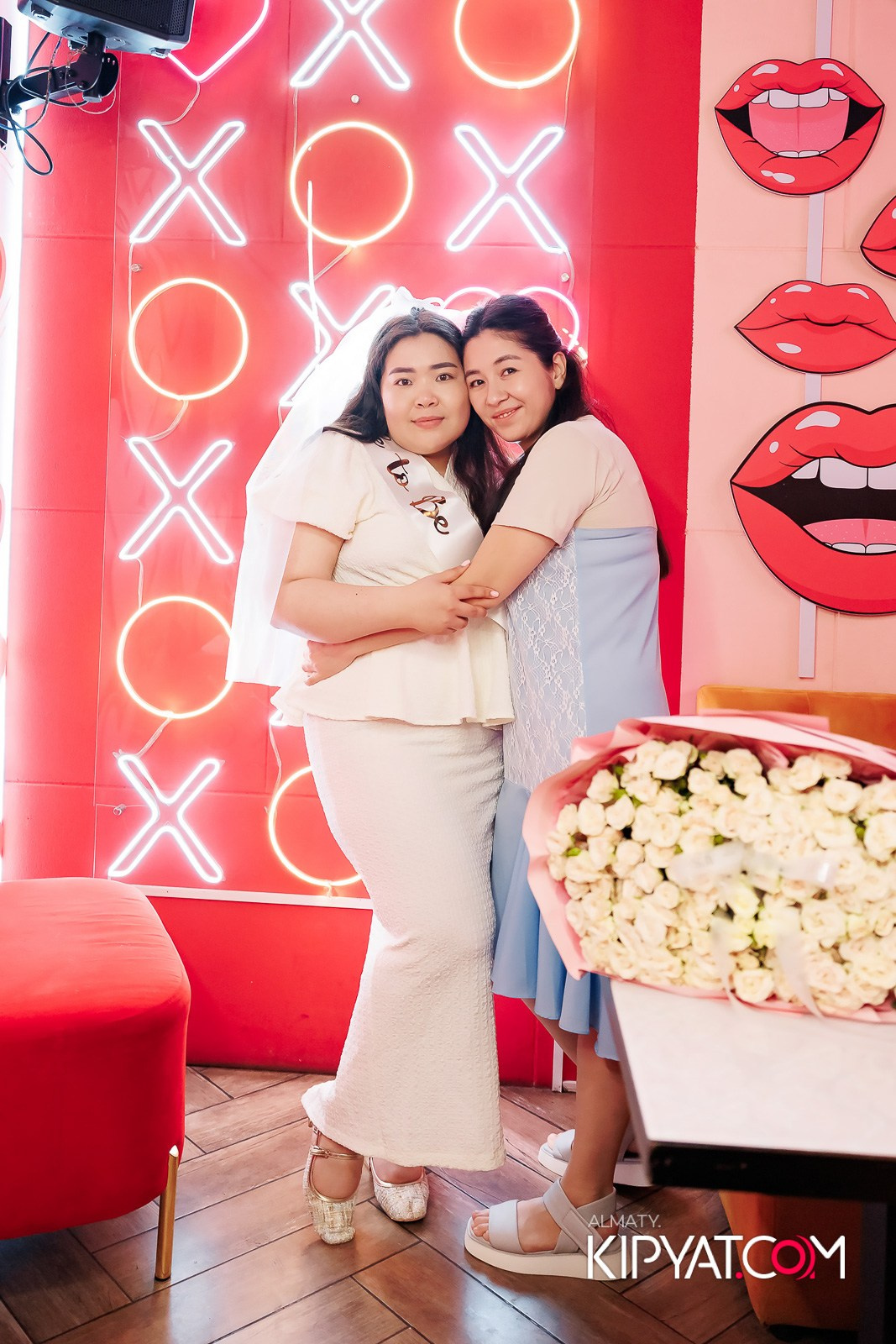 ЗАЯ, НА БИС. КИПЯТКОМ АЛМАТЫ!