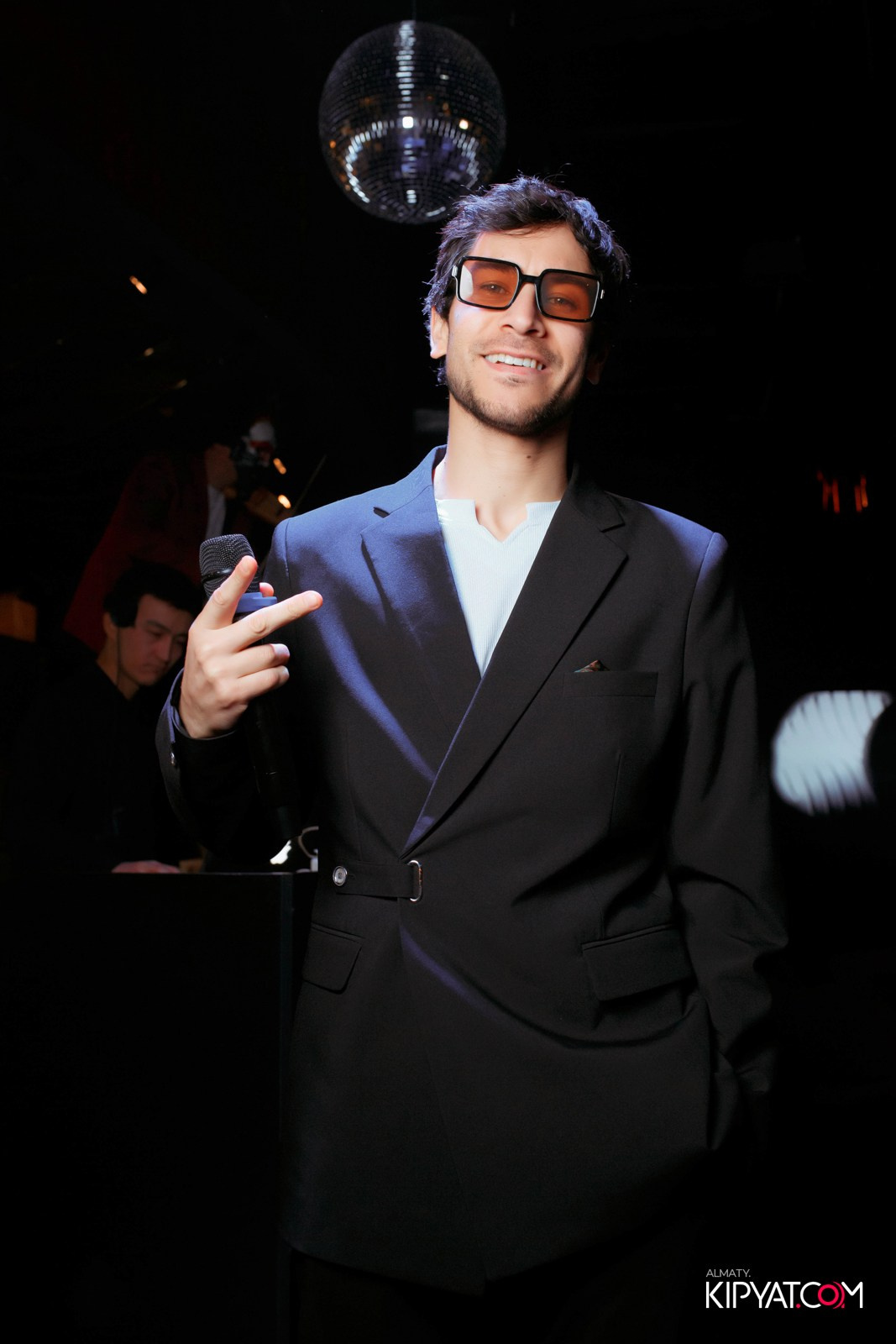 MOOD KARAOKE & TERRACE. КИПЯТКОМ АЛМАТЫ!